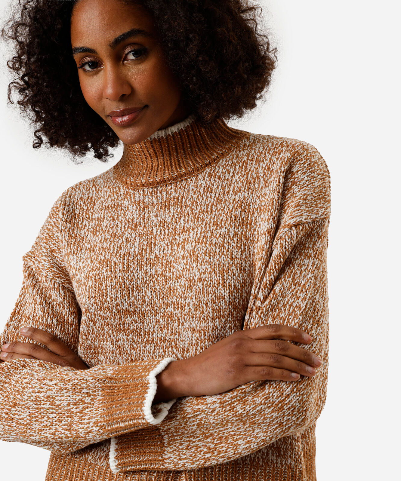 suéter feminino de tricot gola alta marrom