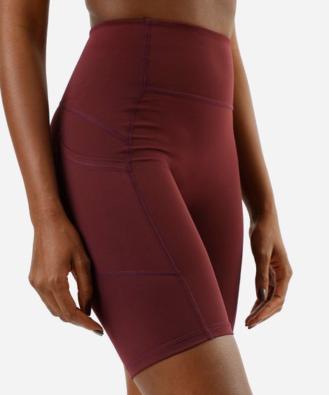 bermuda feminina esportiva ace com bolsos vinho