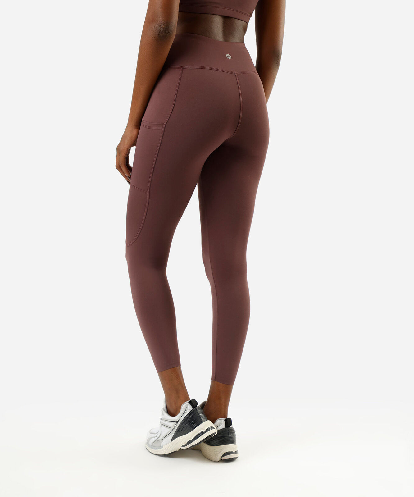 calça legging feminina esportiva com bolsos marrom