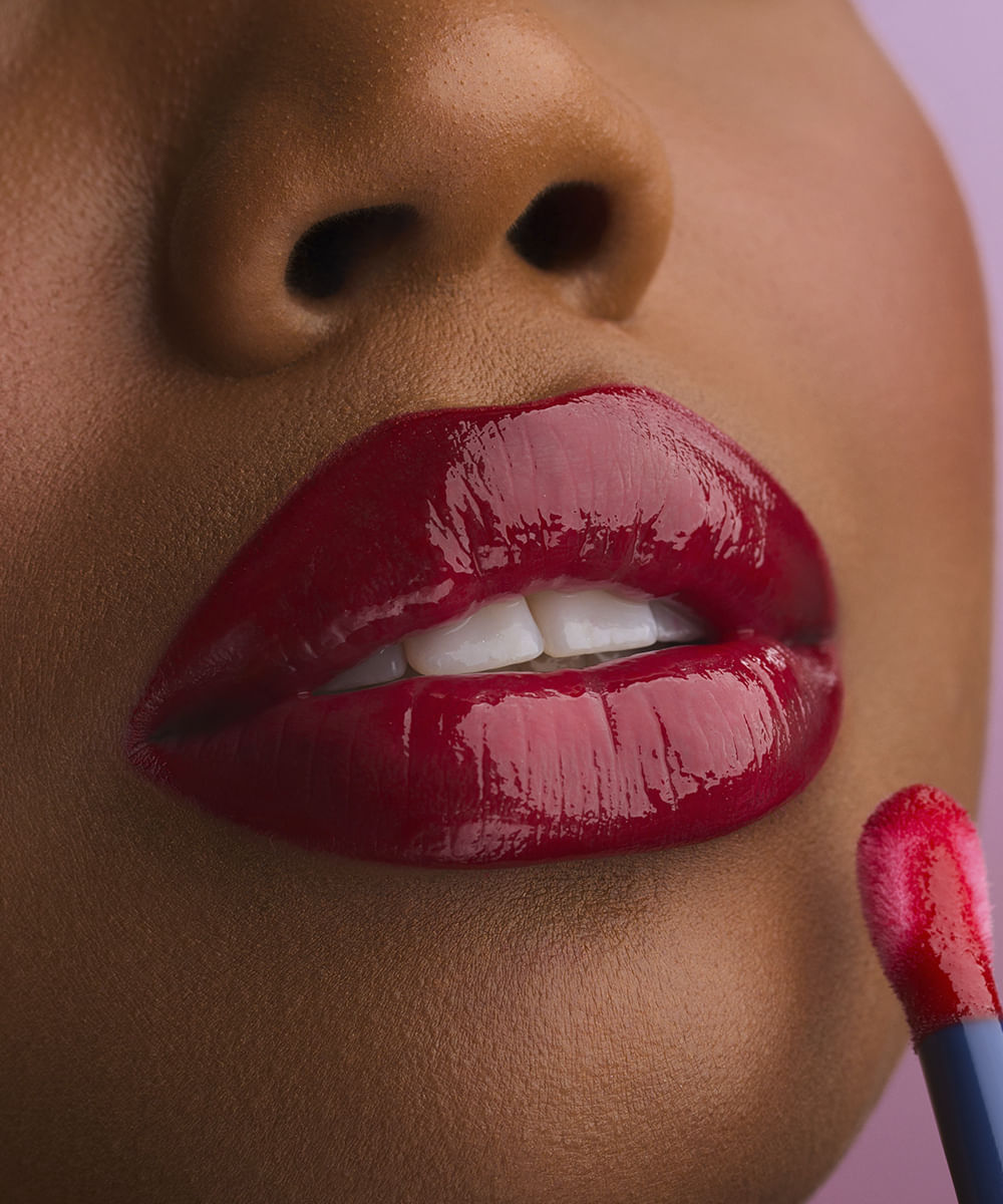 gloss labial bruna tavares glaze scarlet