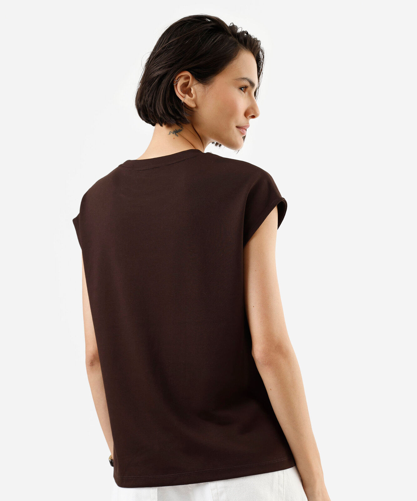 blusa feminina com viscose e brilhos manga curta marrom