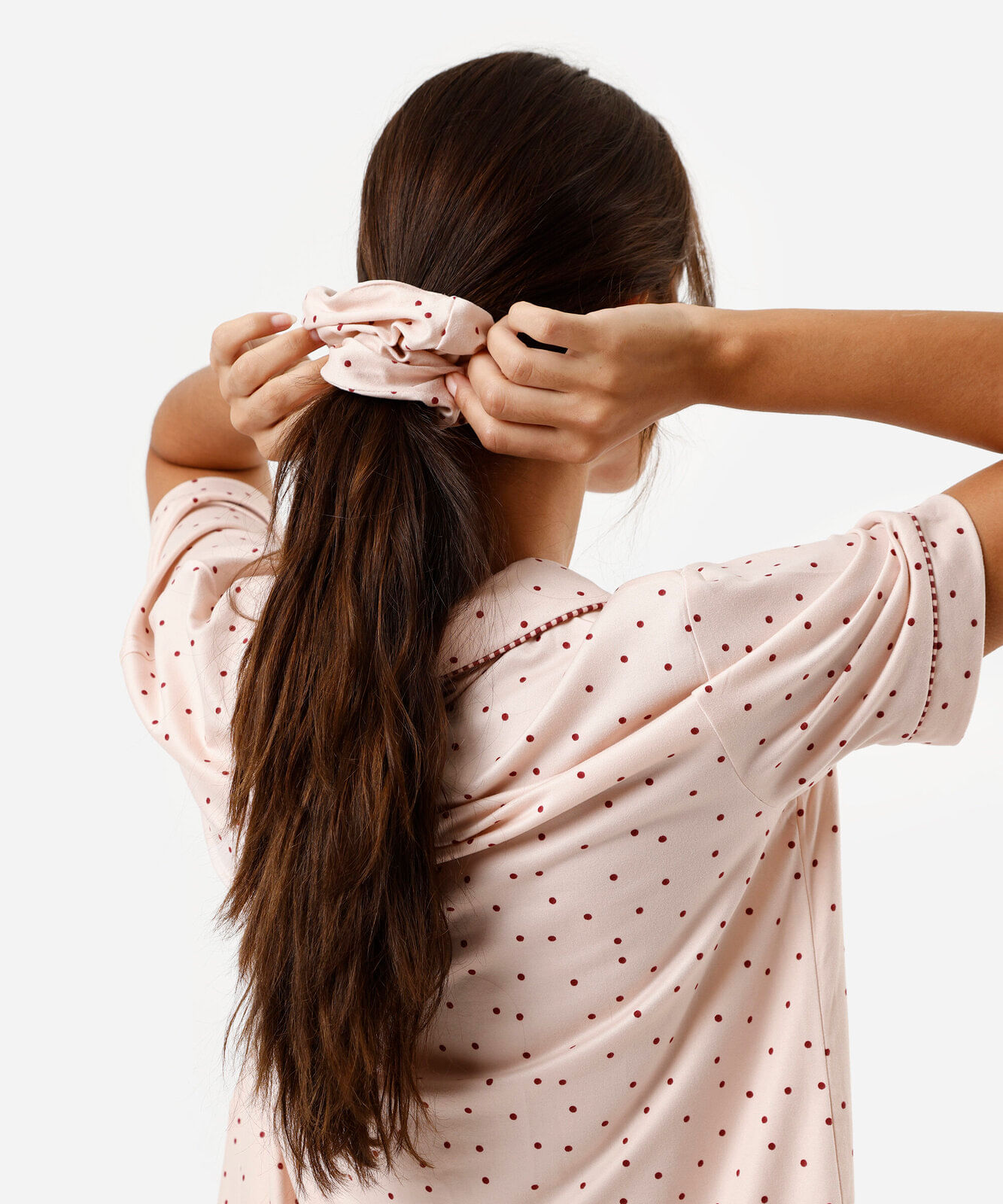 pijama americano curto feminino poá com scrunchie rosa