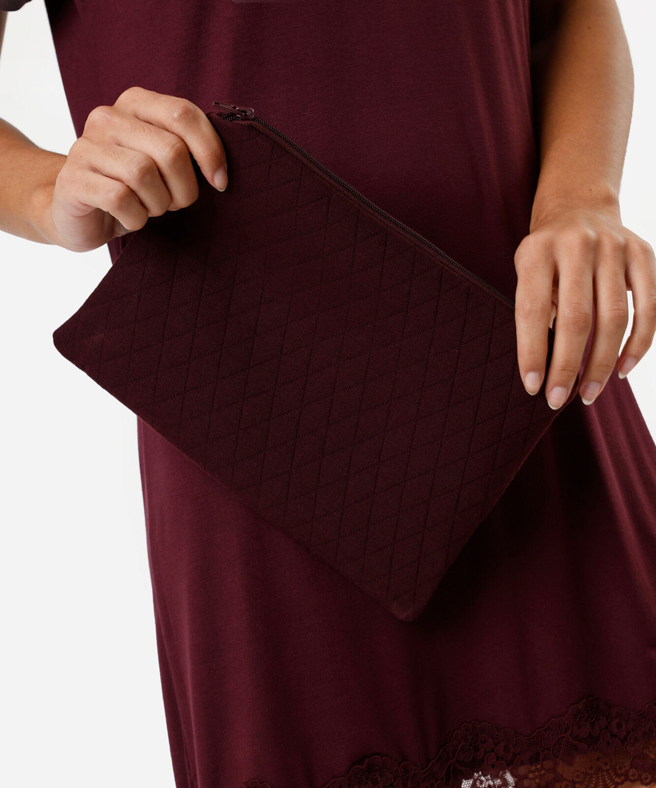 camisola feminina de viscose com renda vinho