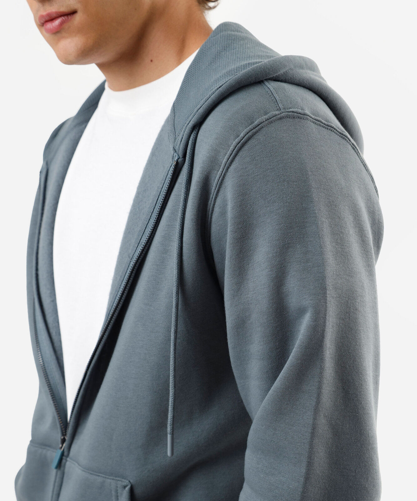 blusão básico masculino de moletom com capuz cinza