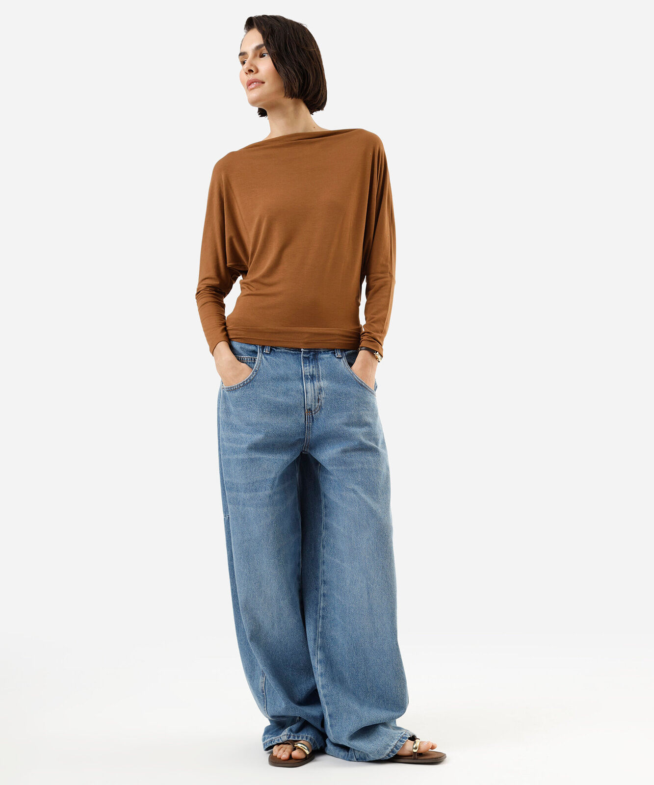 blusa feminina de viscose manga longa decote canoa marrom