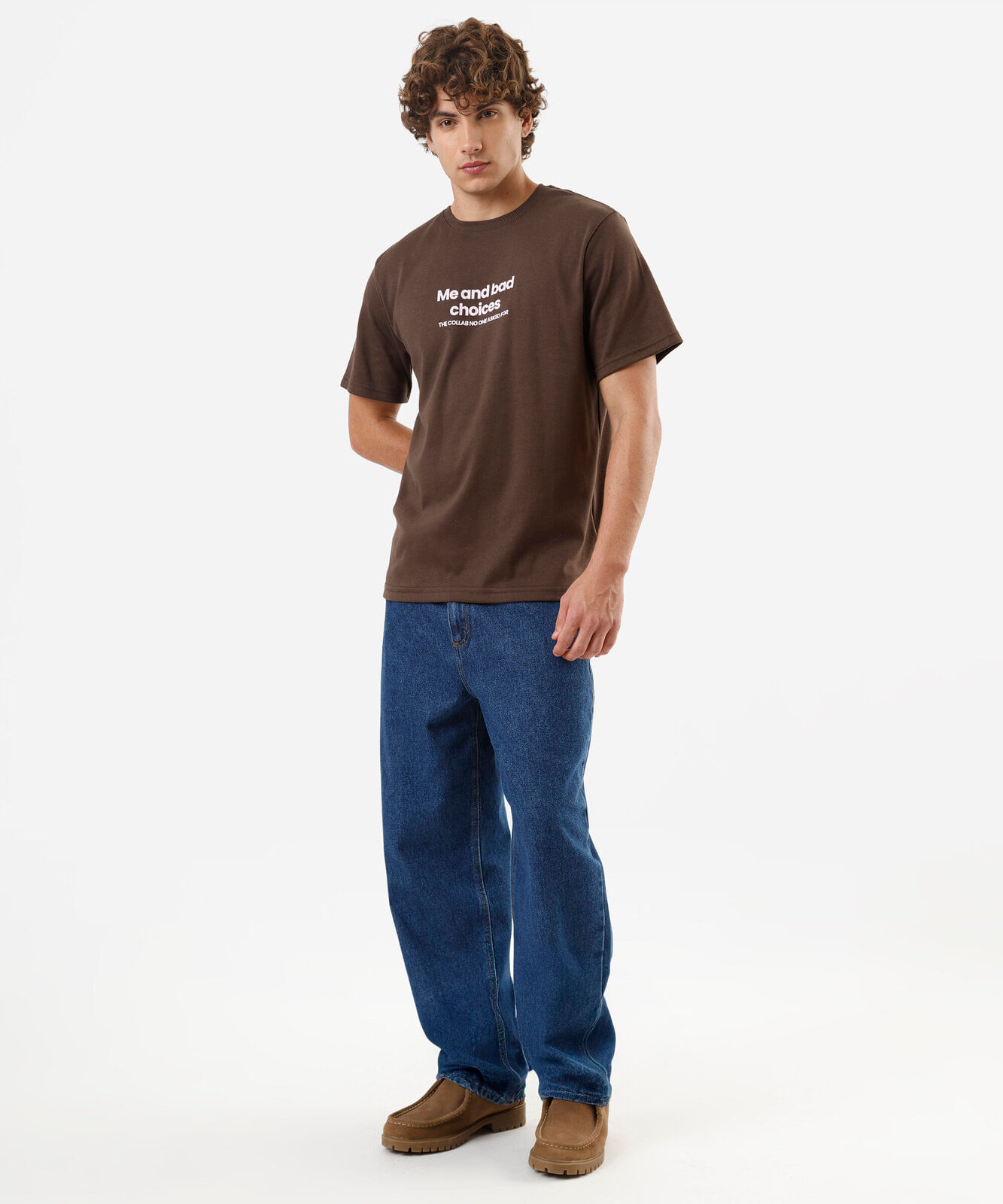 camiseta masculina com algodão manga curta estampada marrom