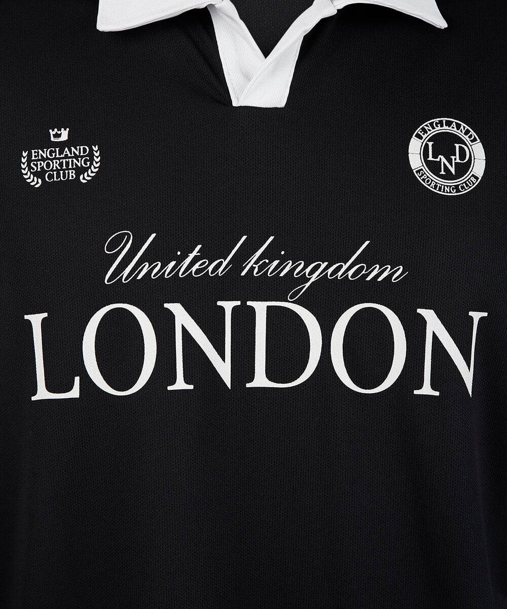 camiseta juvenil com gola manga longa estampada preta