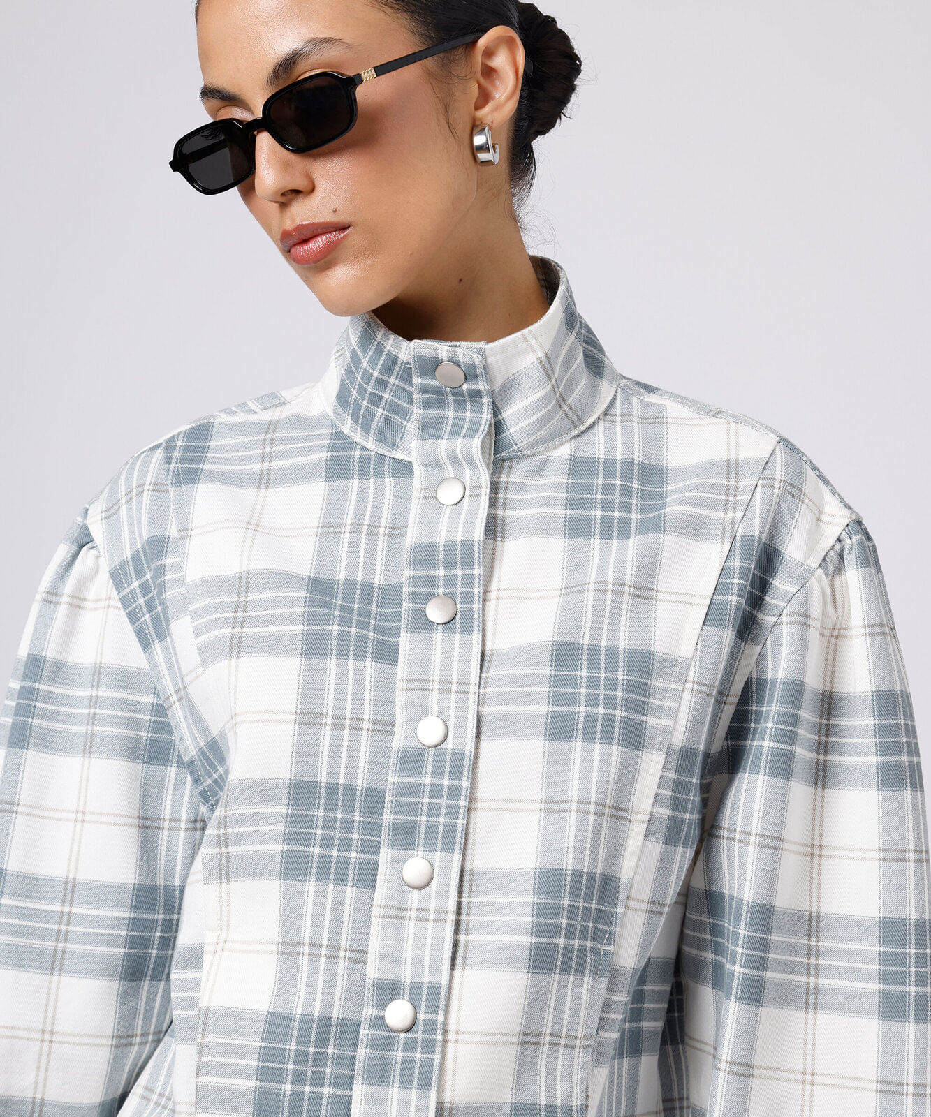 jaqueta feminina sarja gola funnel neck xadrez mindset bege