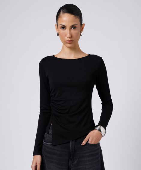 blusa feminina com viscose e fenda franzida mindset preta