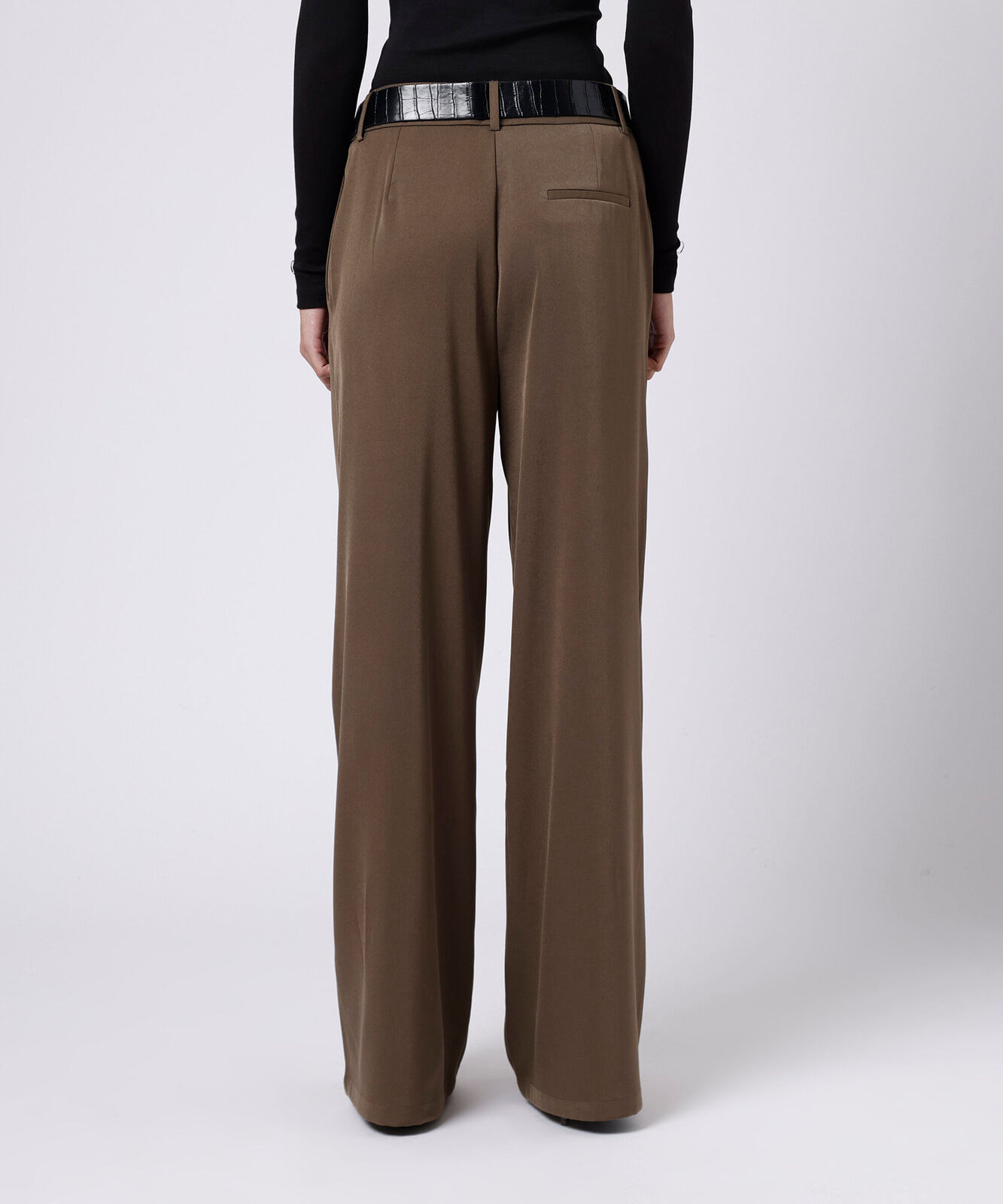 calça wide leg de alfaiataria feminina com cinto mindset verde