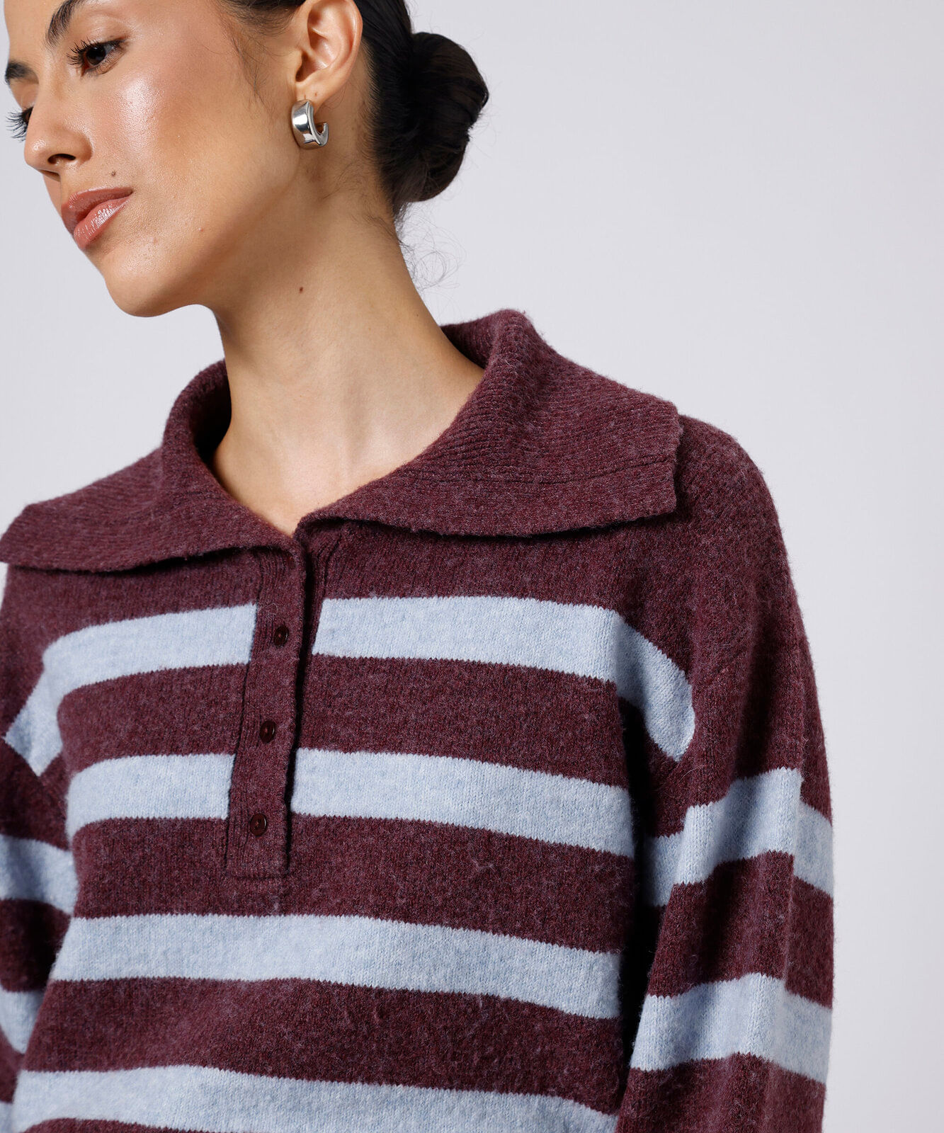 suéter feminino de tricot com gola listrado mindset azul