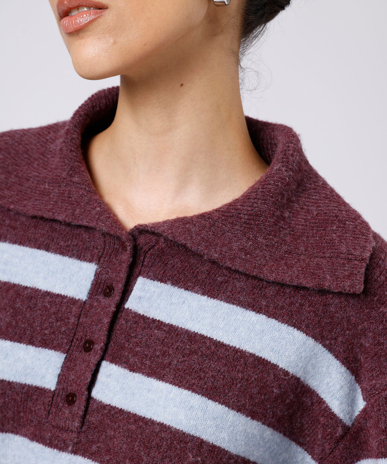 suéter feminino de tricot com gola listrado mindset azul