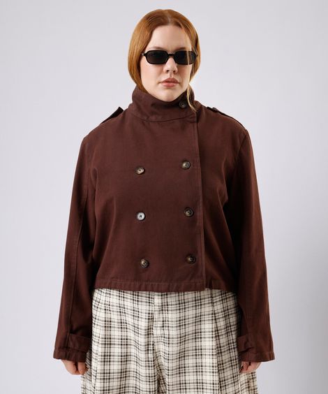 casaco trench coat cropped feminino mindset plus size marrom
