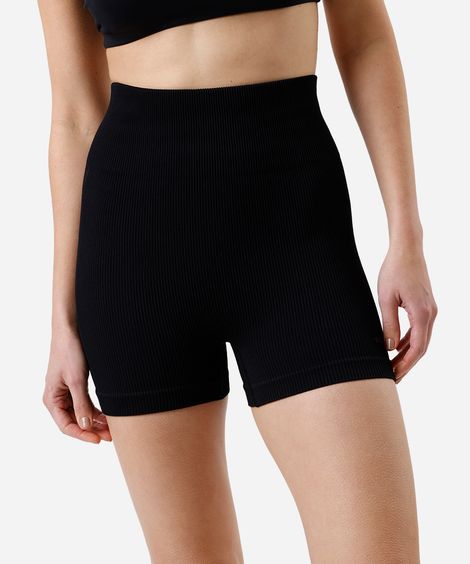 bermuda feminina esportiva sem costura canelada preta