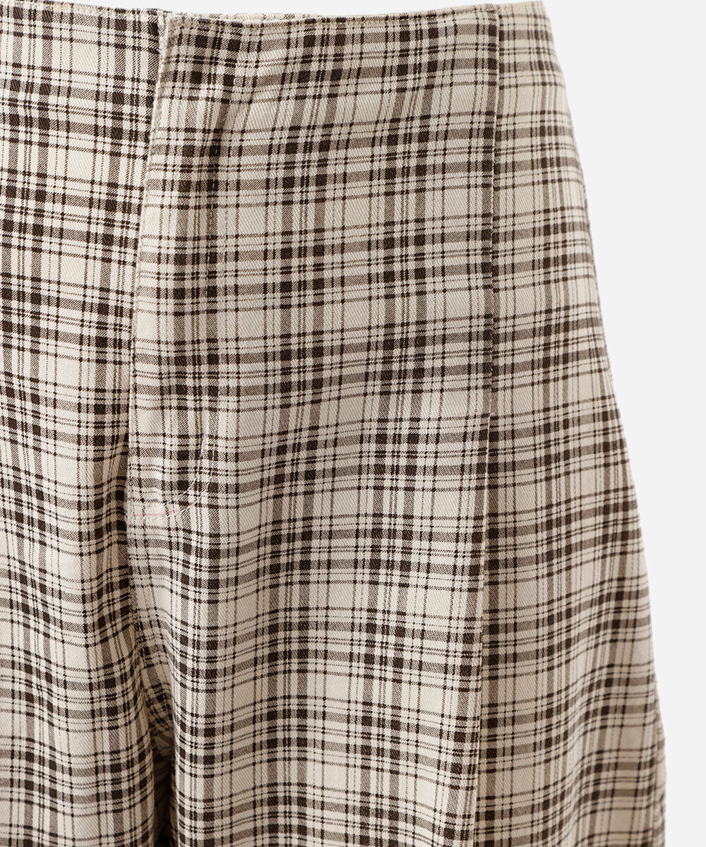 calça feminina de sarja com pregas xadrez mindset plus size colorida