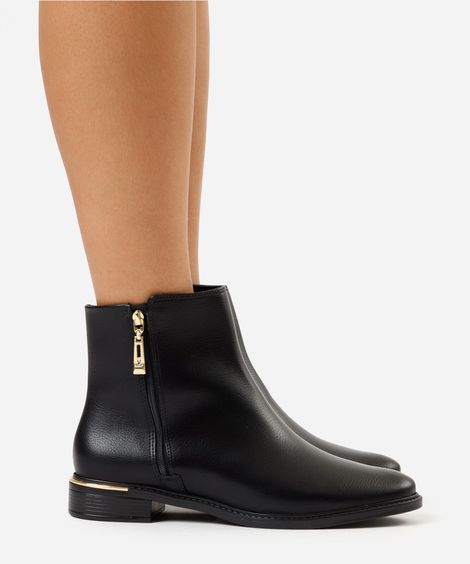 bota cano curto bico fino beira rio preta