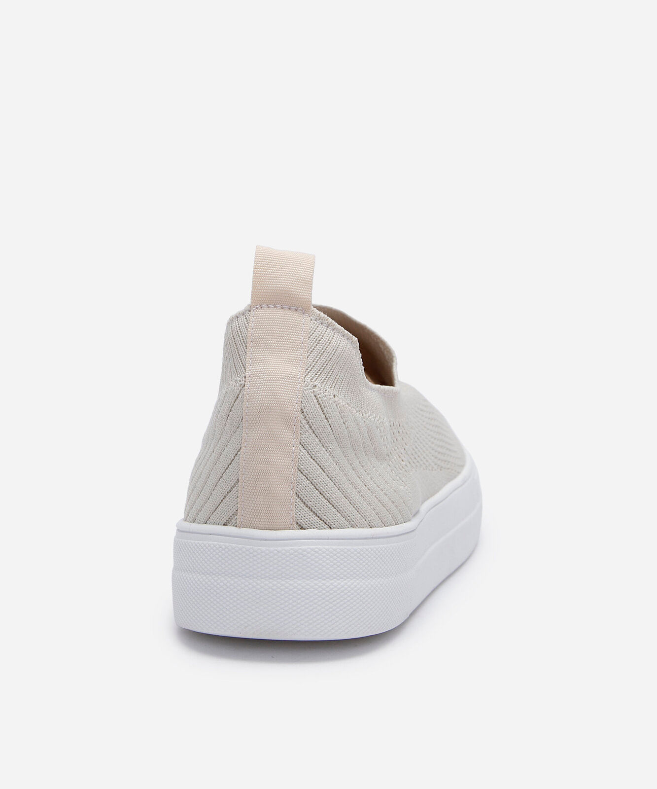tênis knit casual off white