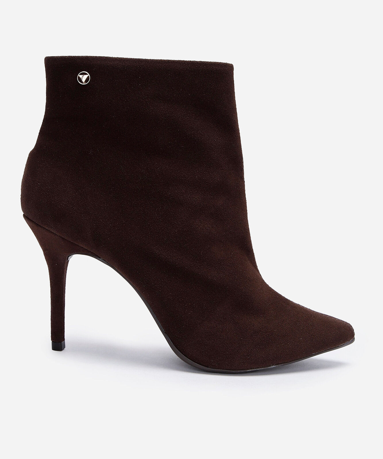 bota salto alto fino cano curto marrom