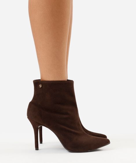 bota salto alto fino cano curto marrom