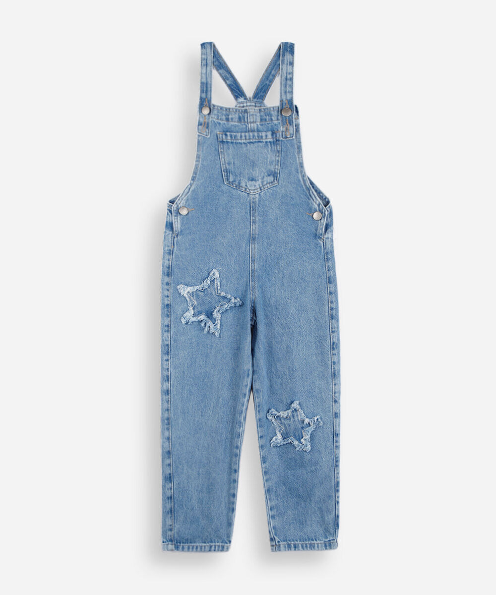 jardineira infantil jeans com estrelas azul
