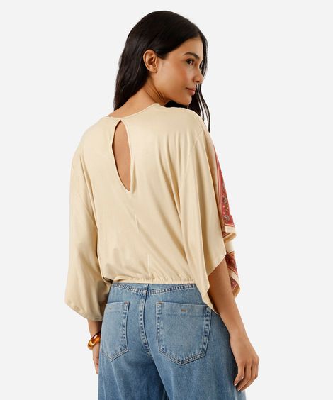 bata feminina decote v folhagens bege
