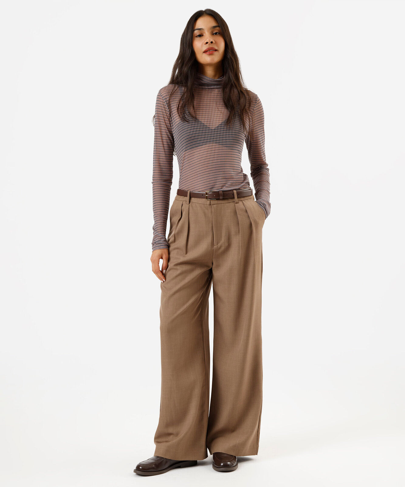 blusa feminina de tule gola alta pied de poule off white