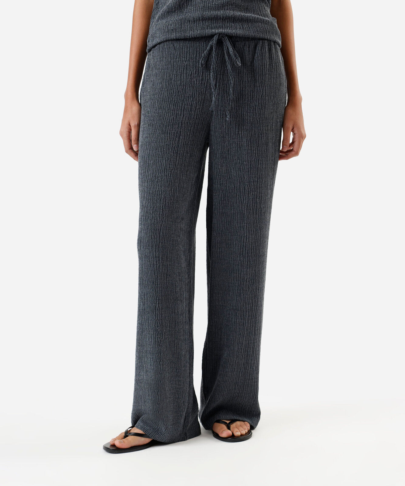 calça reta básica feminina texturizada azul