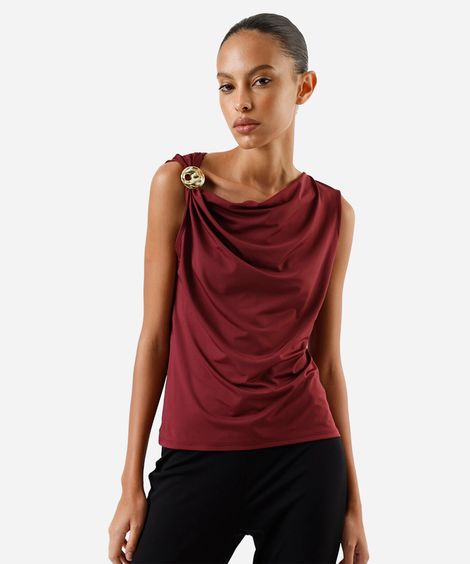 regata feminina decote degagê com fivela vinho