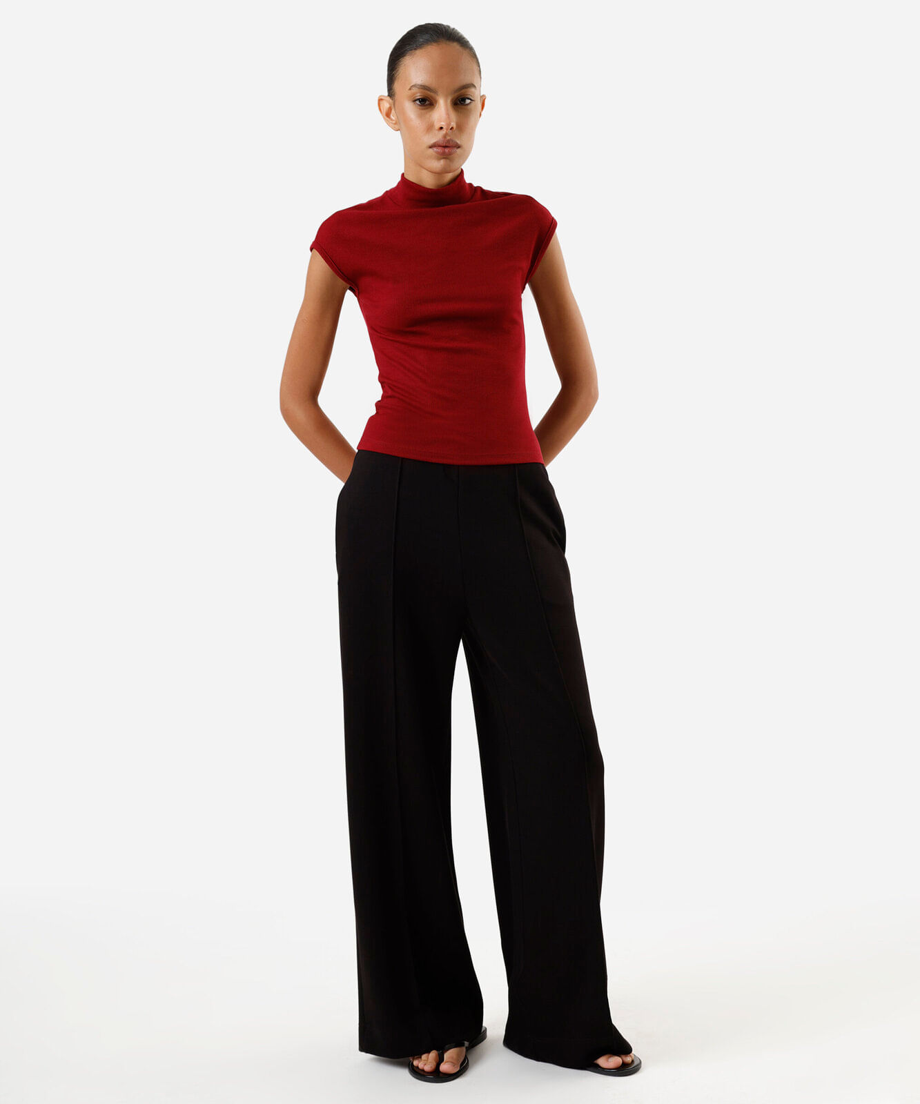 calça pantalona feminina com nervuras cintura alta preta