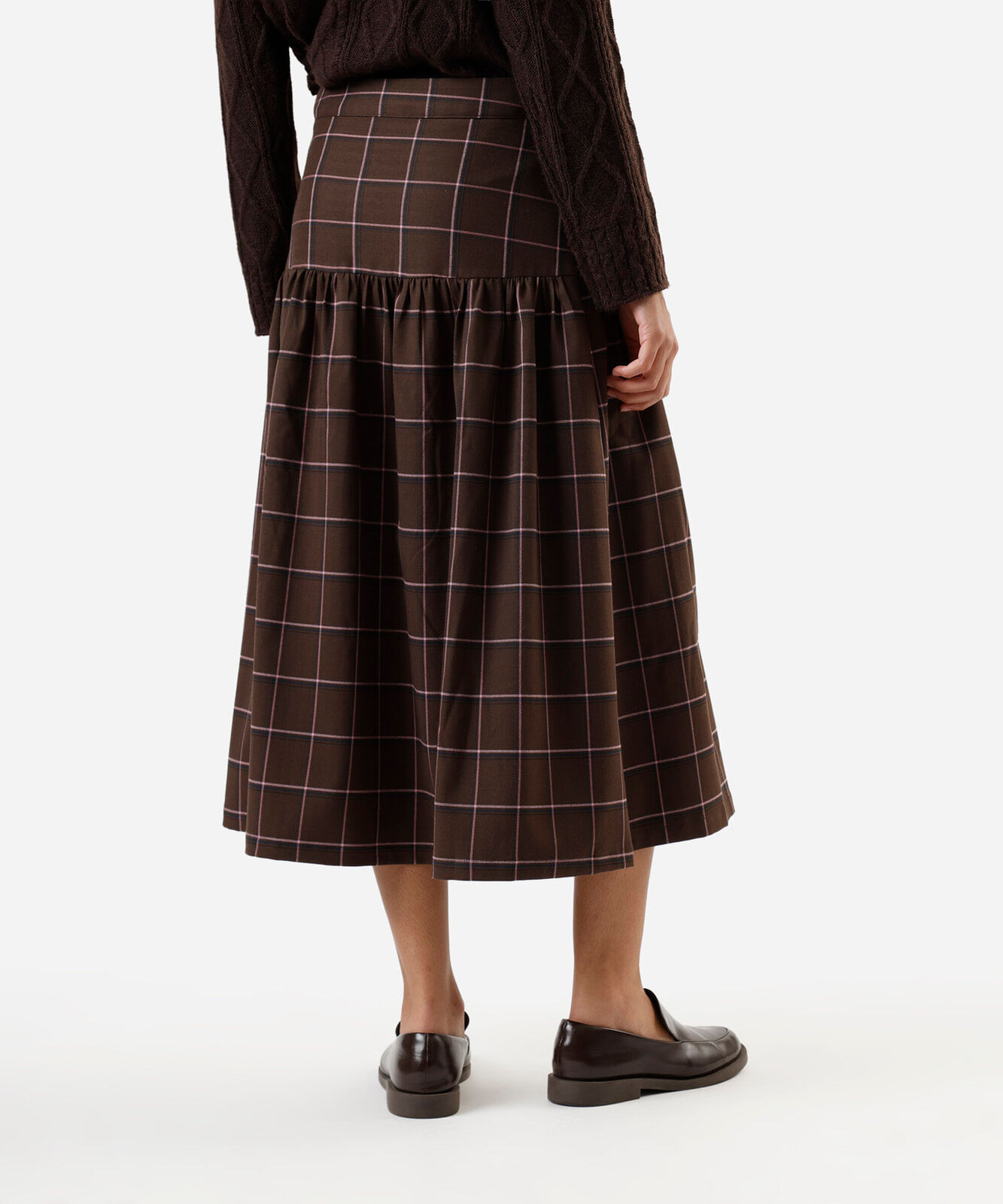 saia midi feminina com recorte e franzidos xadrez marrom