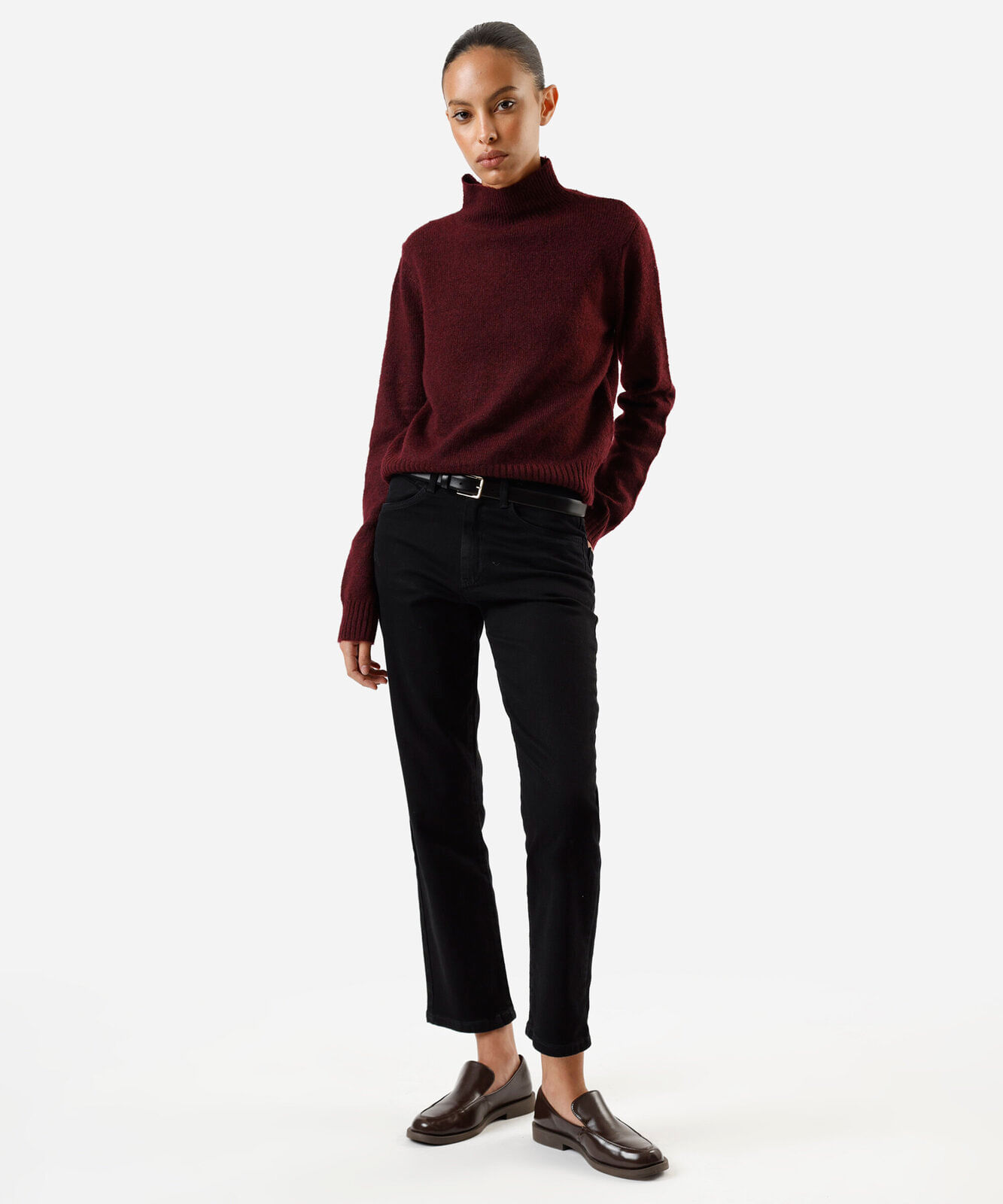 suéter feminino de tricot gola alta vinho