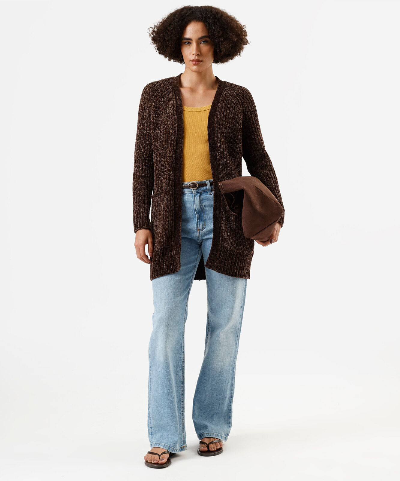 cardigan alongado feminino de tricot chenille com bolsos marrom