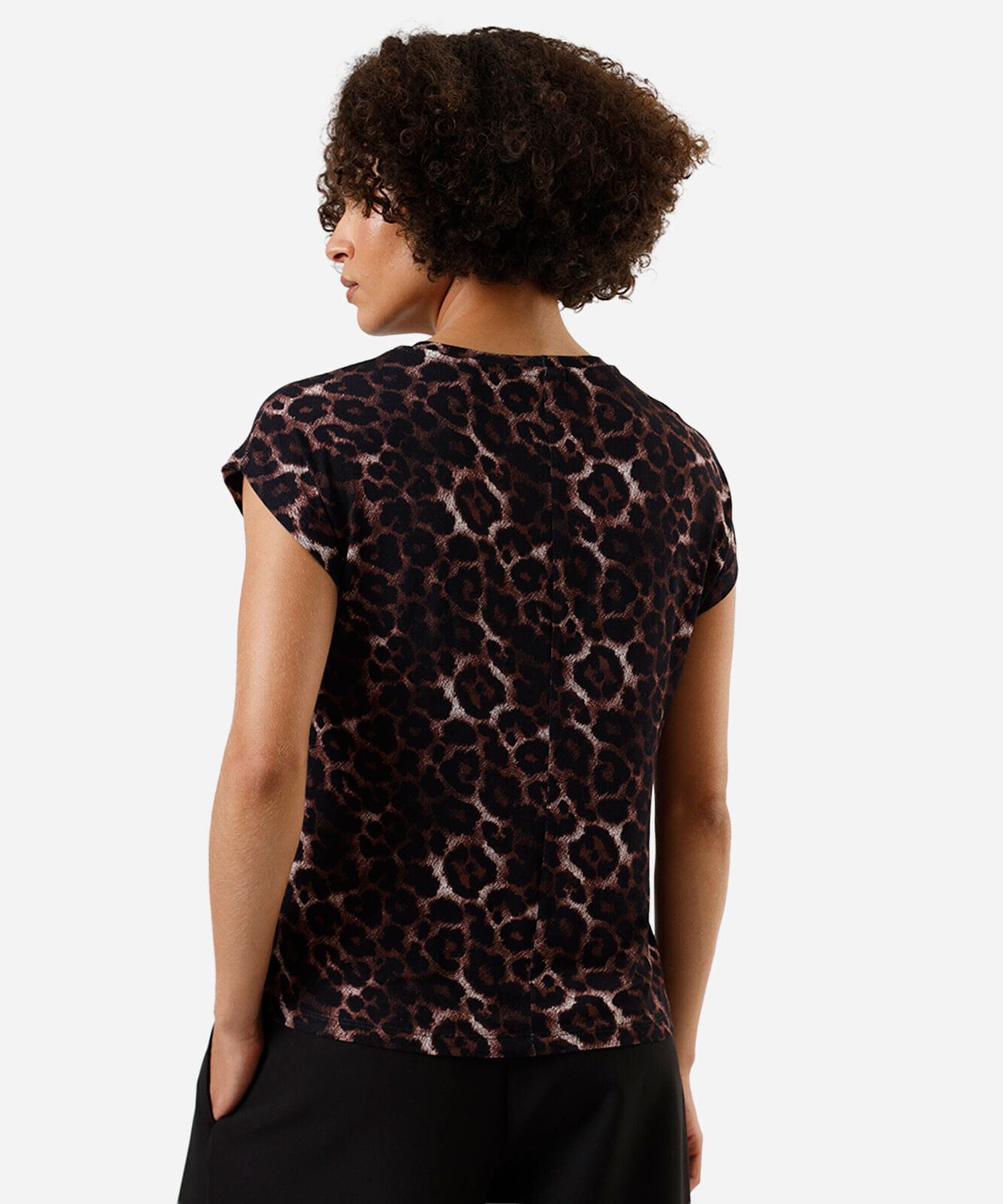 blusa feminina de viscose manga curta animal print marrom