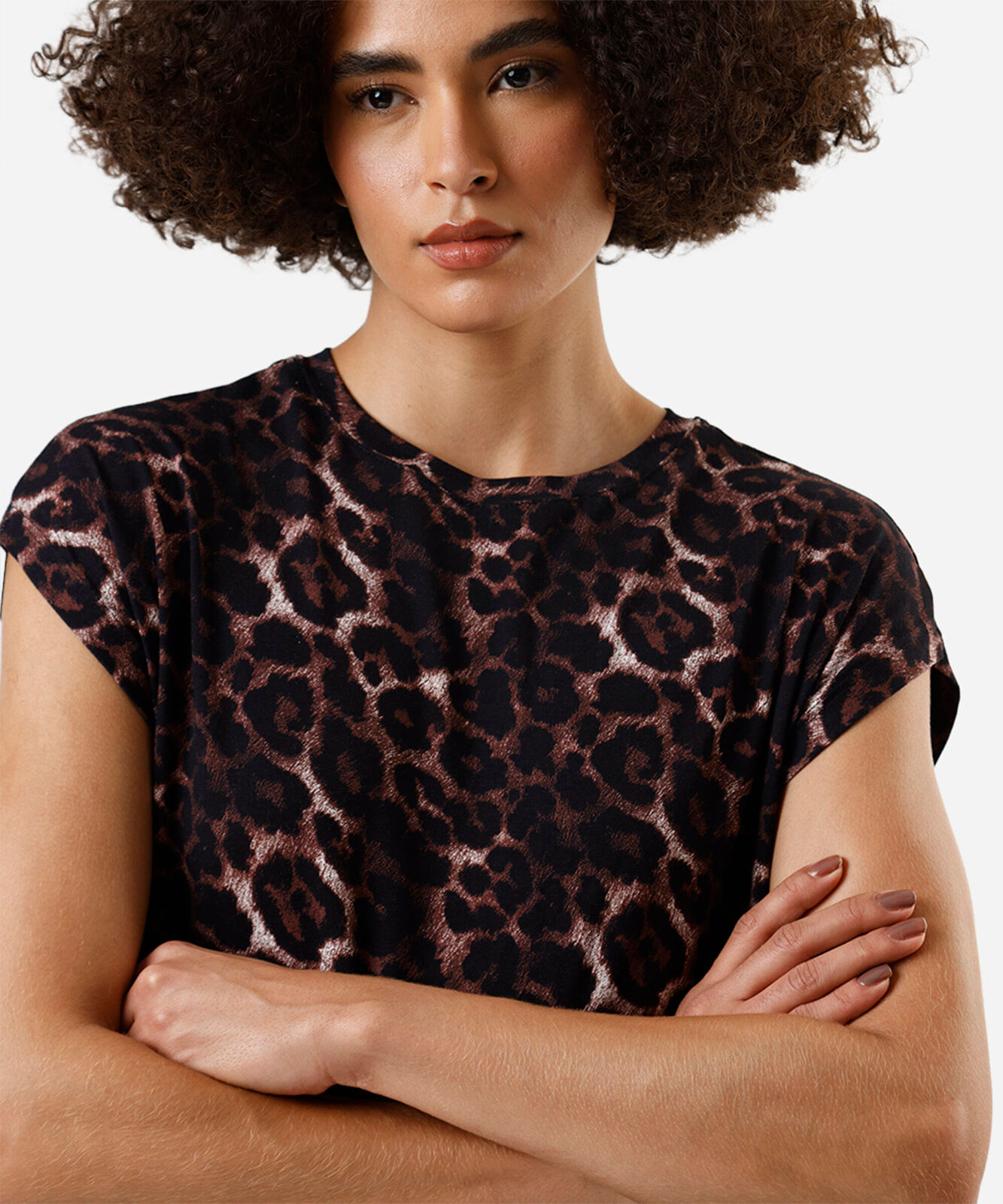 blusa feminina de viscose manga curta animal print marrom