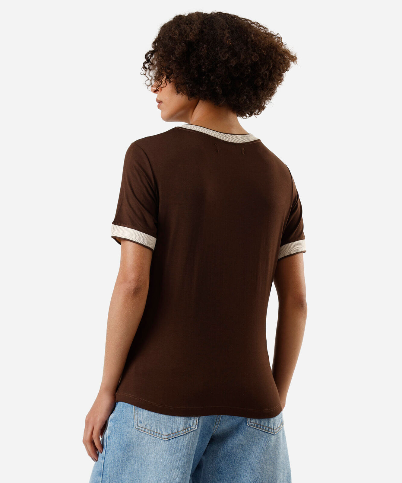 camiseta feminina de viscose manga curta marrom
