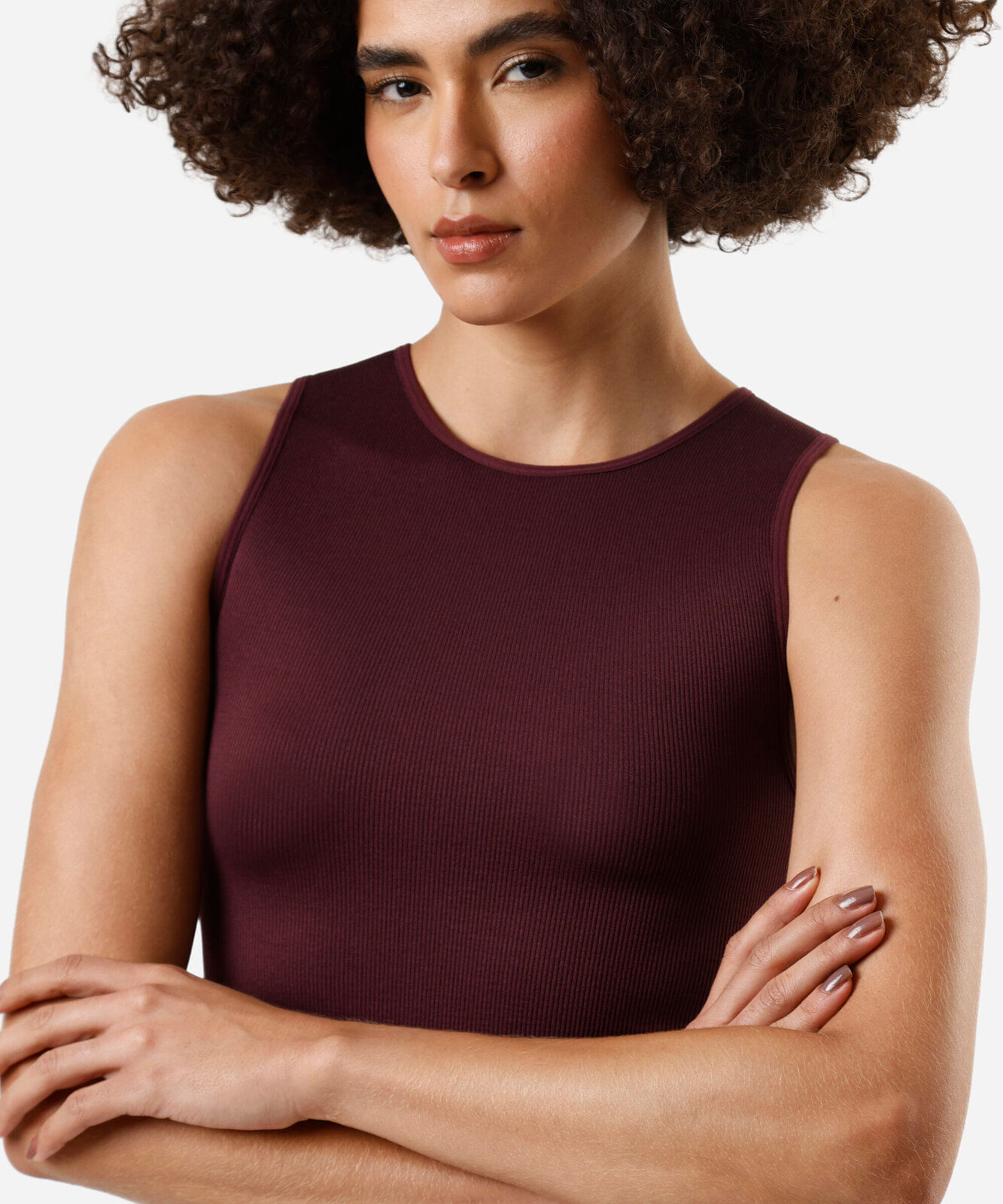 regata cropped feminina de poliamida canelada vinho