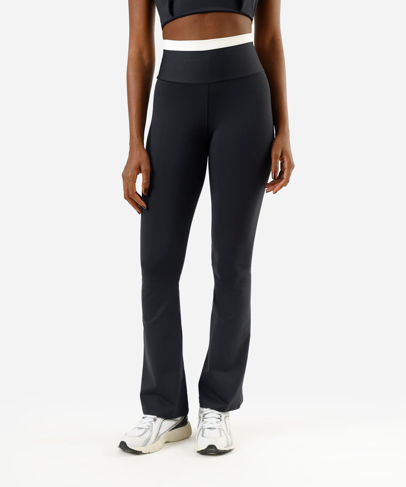 calça flare feminina esportiva preta