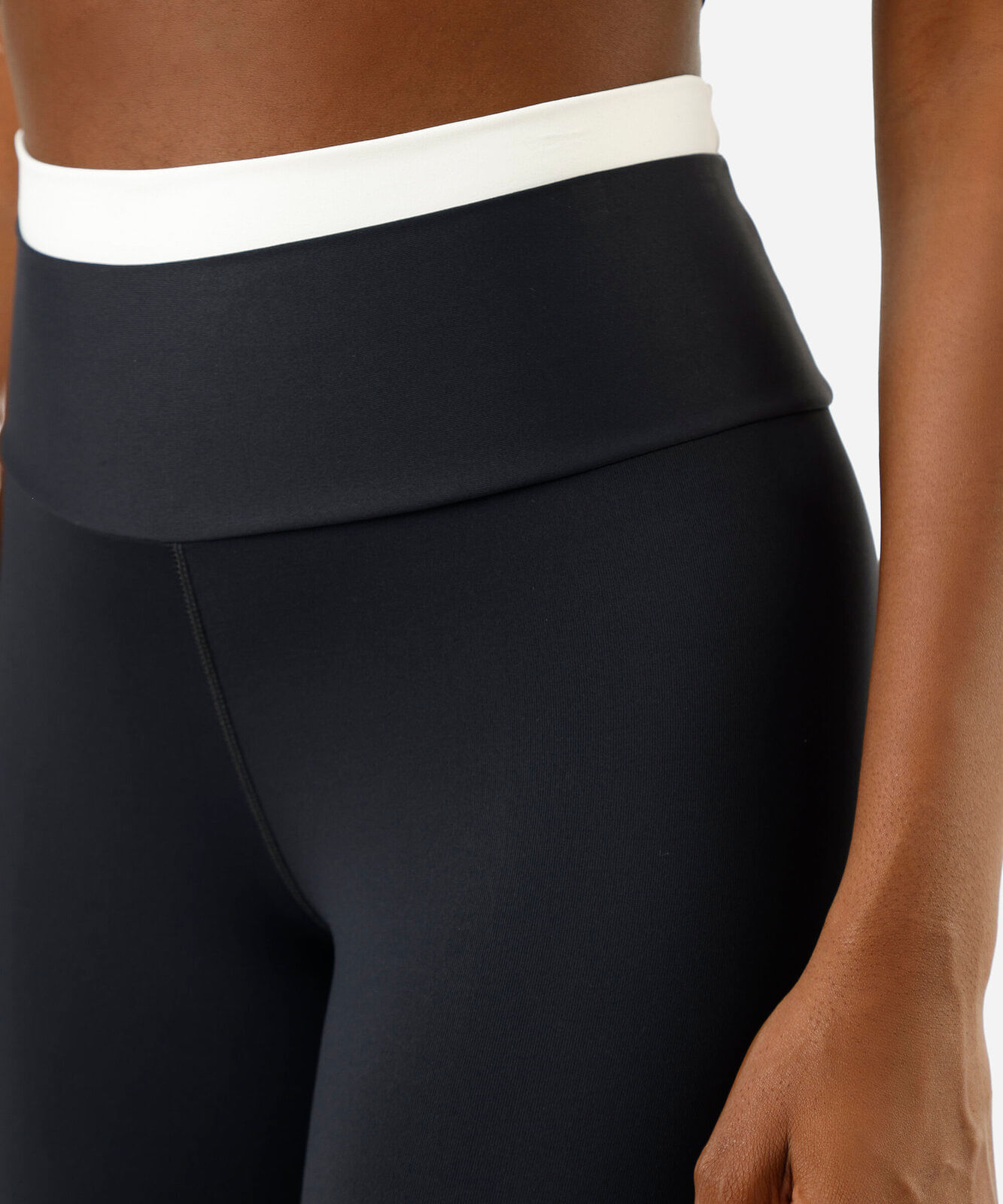 calça flare feminina esportiva preta