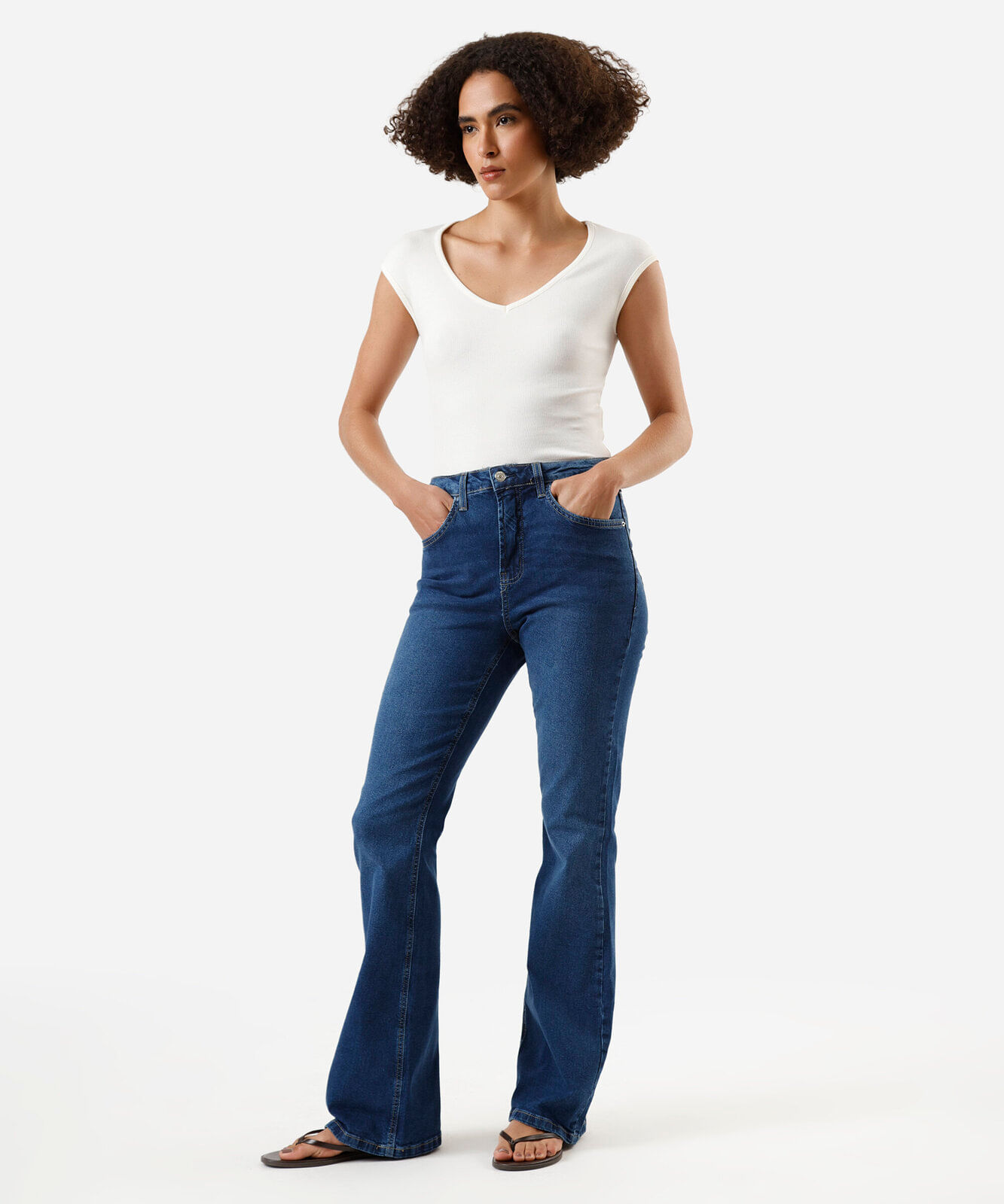 blusa feminina de algodão decote v manga curta canelada off white