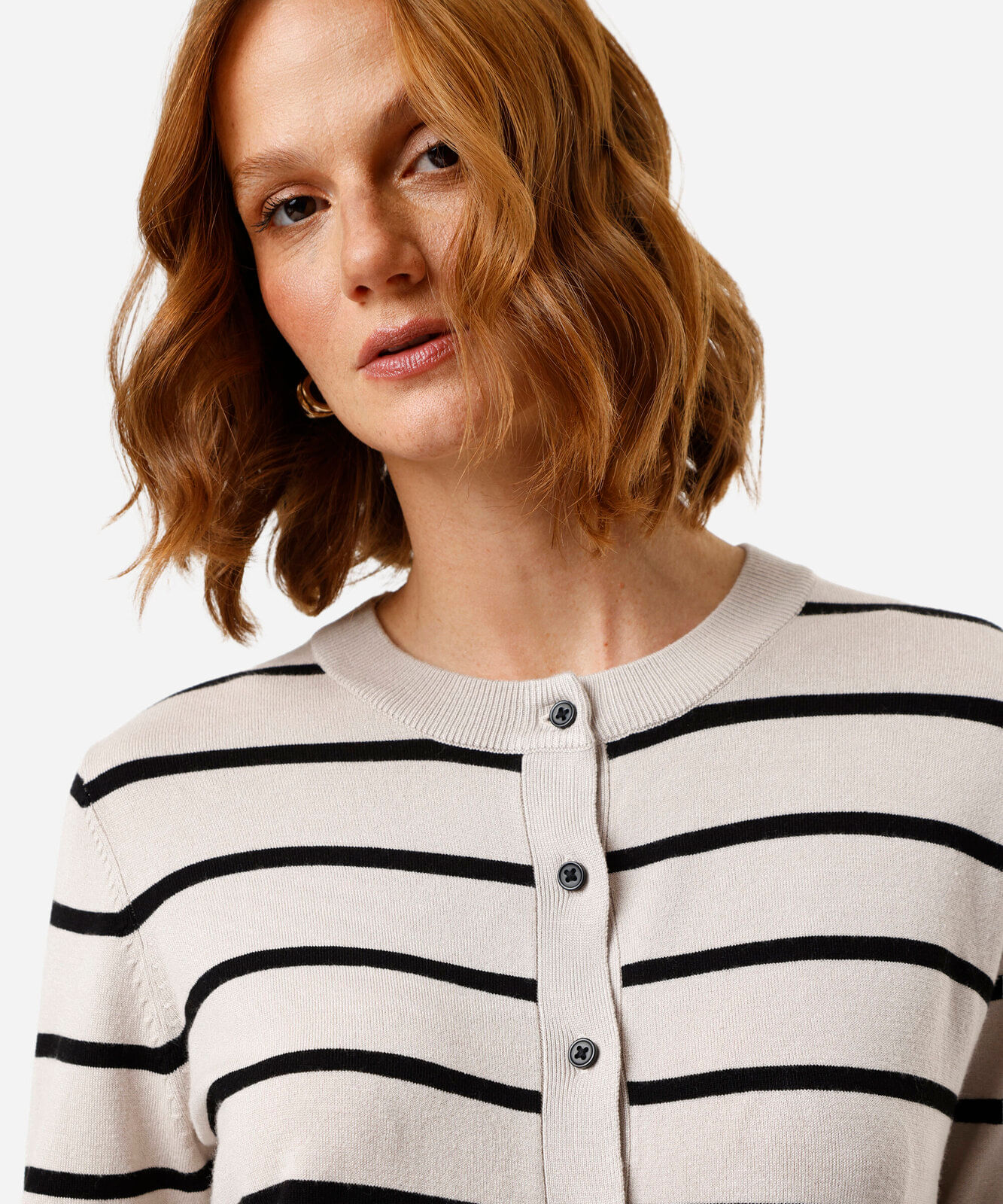 cardigan feminino de tricot listrado cinza