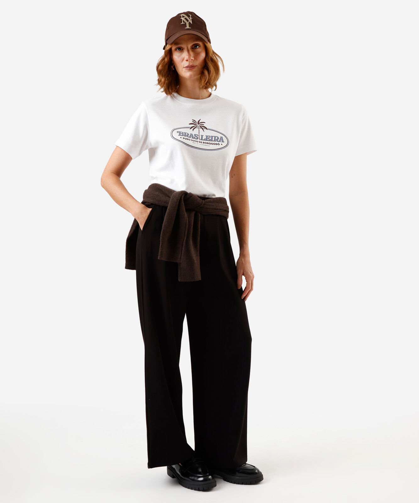 camiseta feminina com algodão manga curta estampada off white