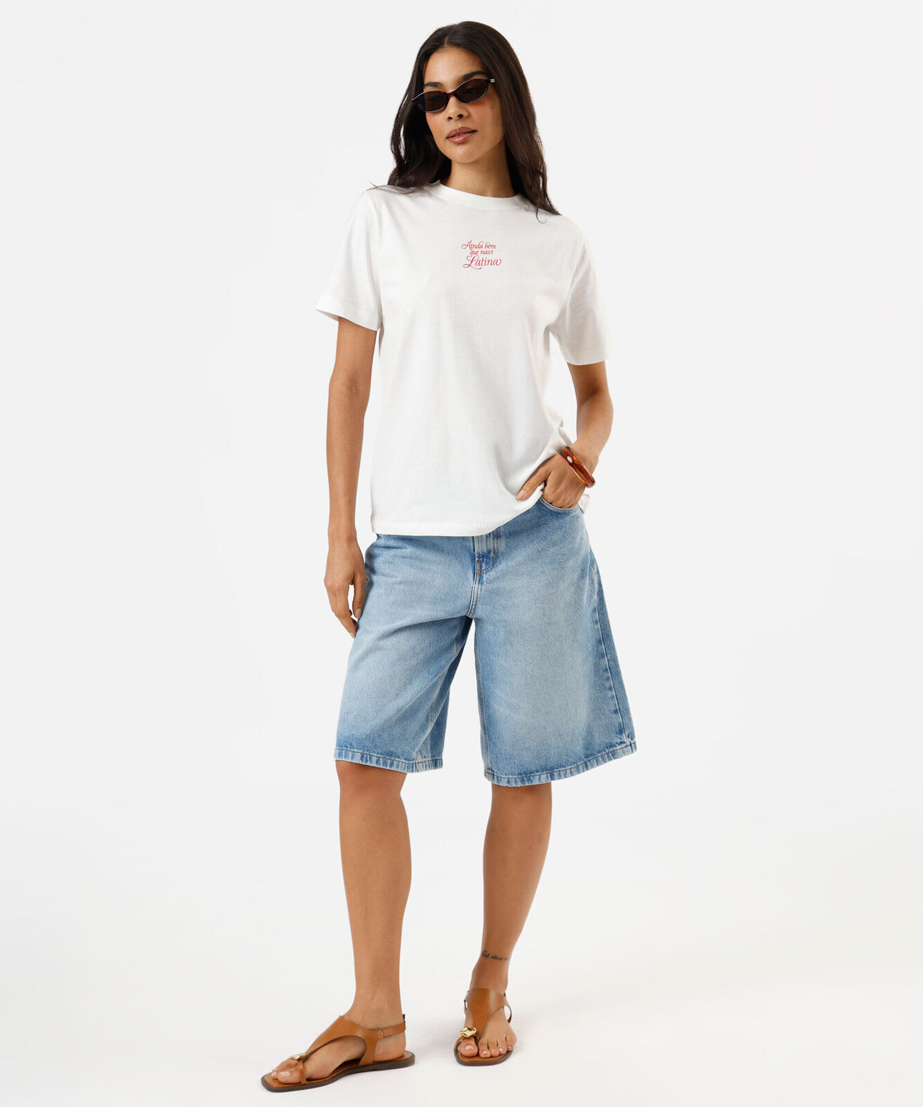 camiseta feminina de algodão manga curta estampada off white