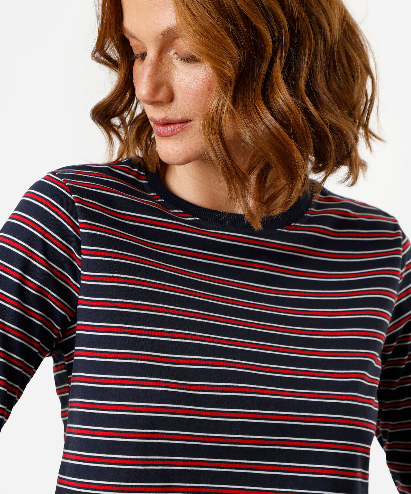 camiseta feminina com algodão manga longa listrada azul