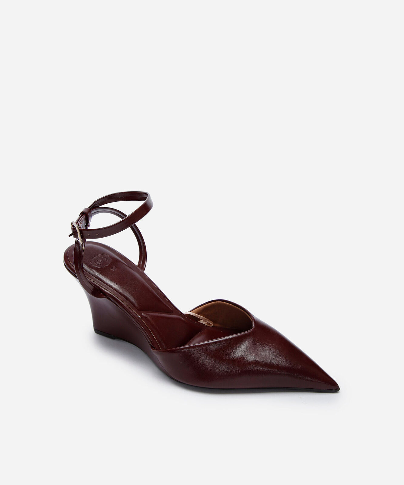 scarpin bico fino anabela vinho
