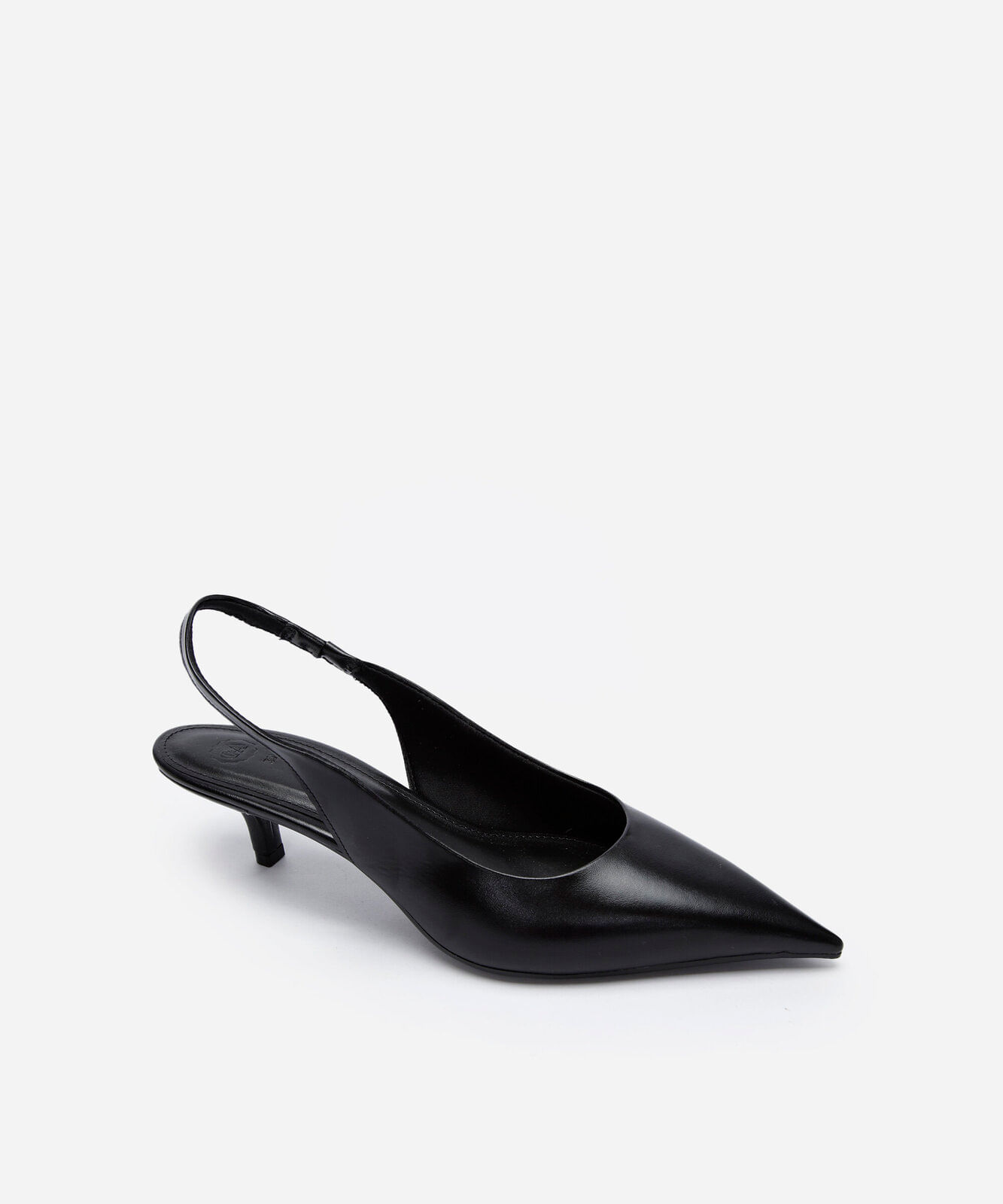 scarpin fino salto baixo oneself preto