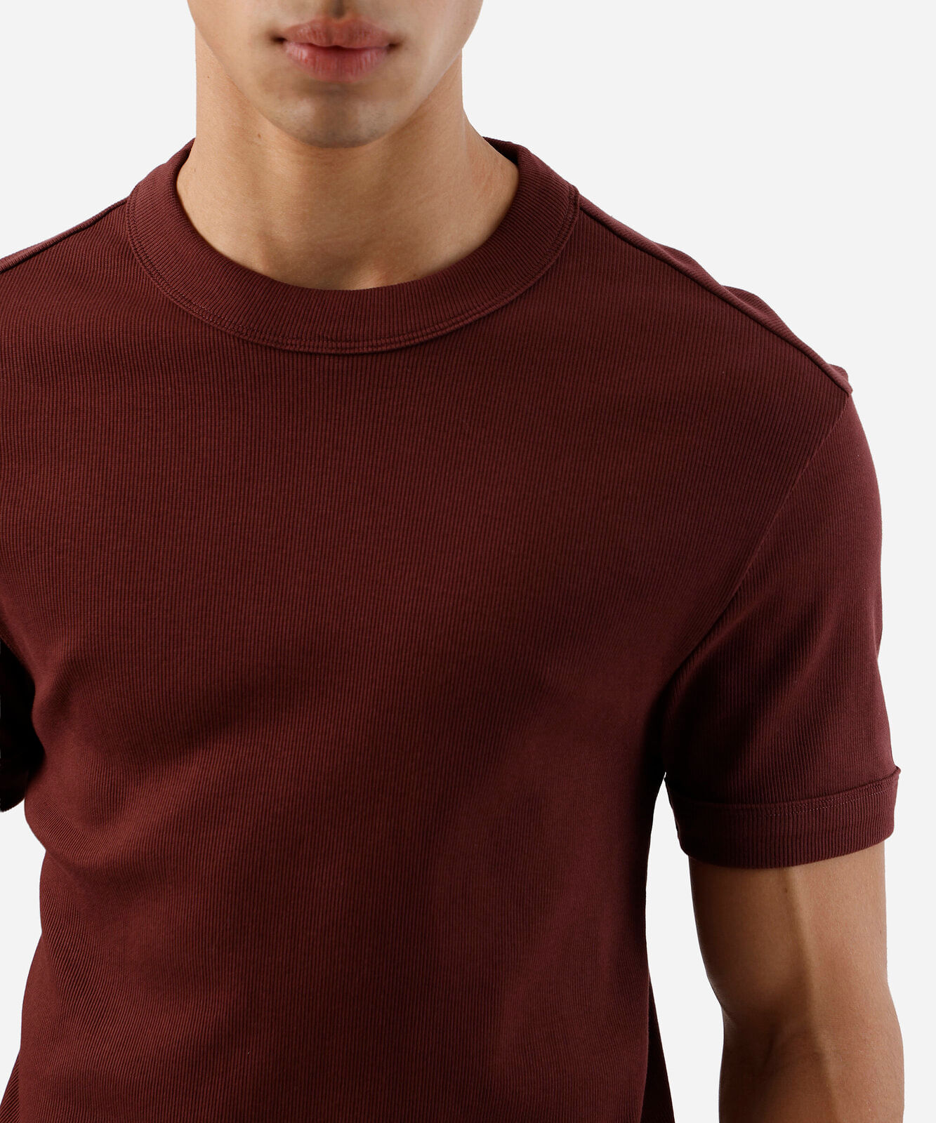 camiseta slim fit masculina de algodão manga curta canelada vinho