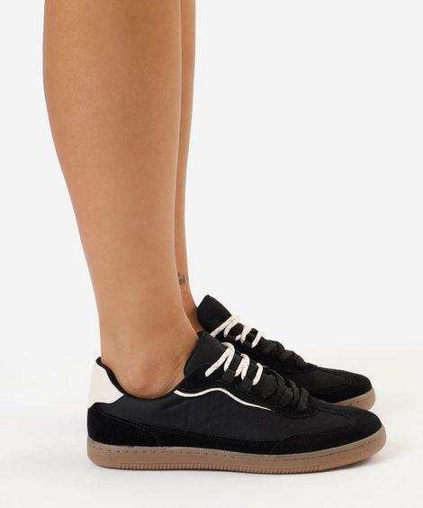 tênis casual com cadarço duplo preto