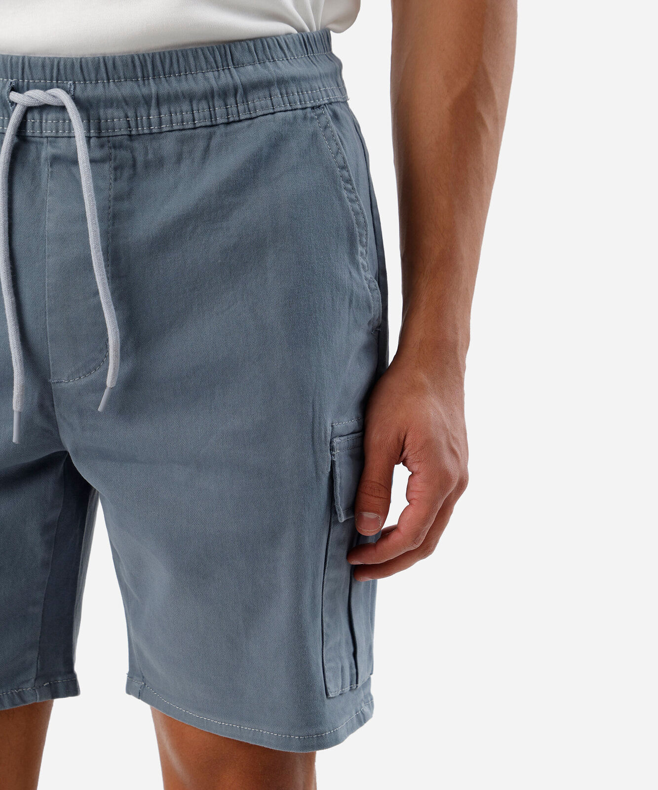 bermuda cargo masculina de sarja cós elástico azul