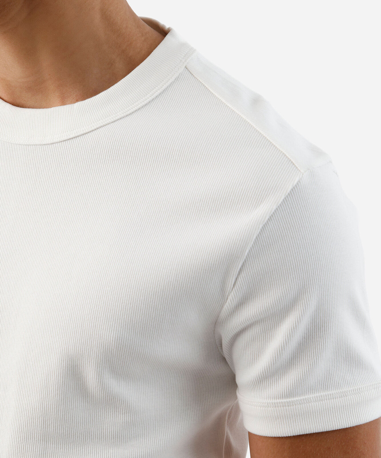 camiseta slim fit masculina de algodão manga curta canelada off white