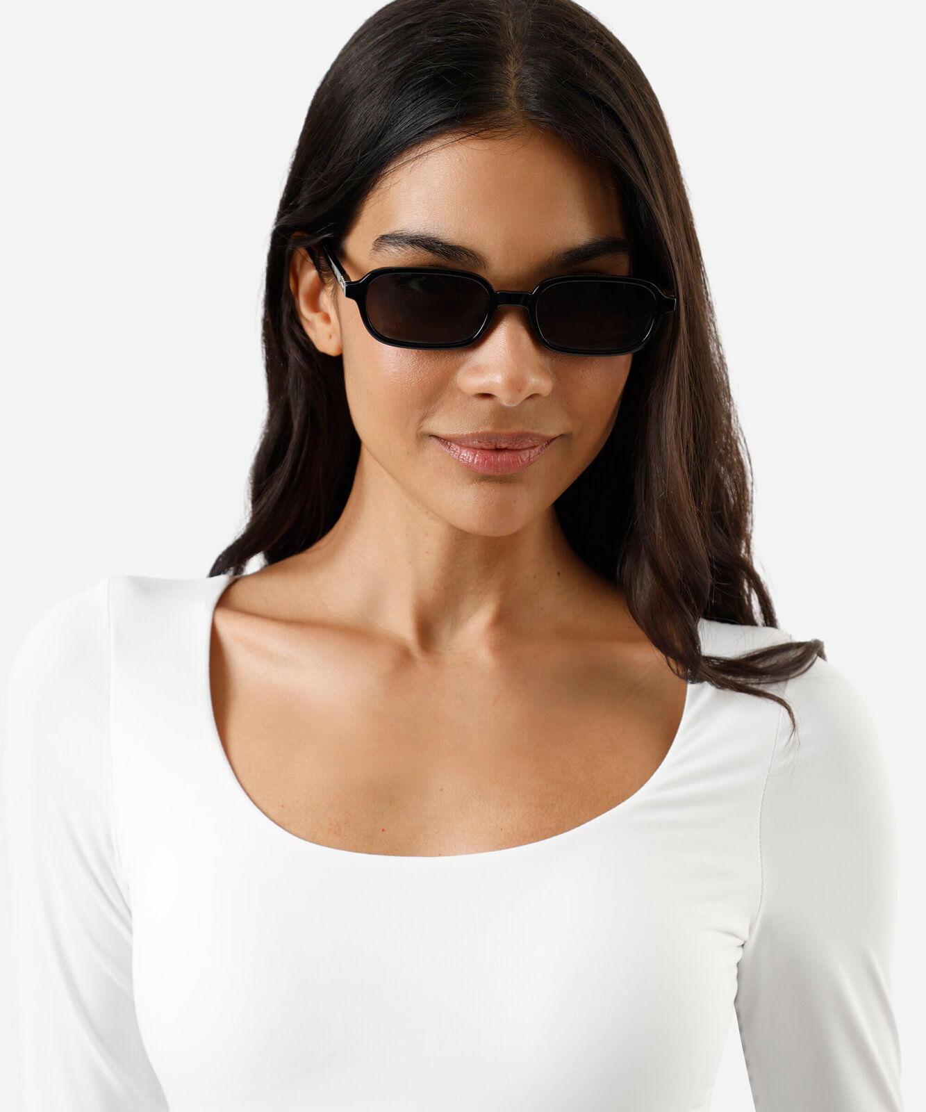 blusa feminina de poliamida decote redondo manga longa off white